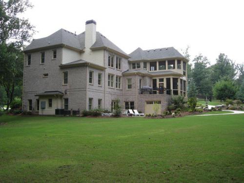 Burke Residence R.E. Black Custom Homes, Inc.